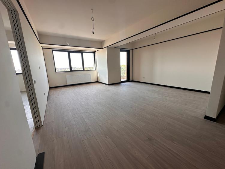 Apartament cu 2 camere semidecomandat în Exterior Est
