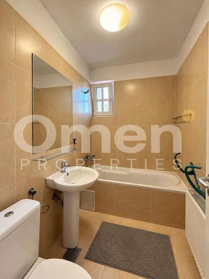 Apartament cu 2 camere semidecomandat, mobilat în Central
