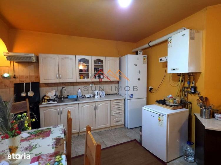 Casă cu 3 camere cu Teren 2195 Mp în Răgman