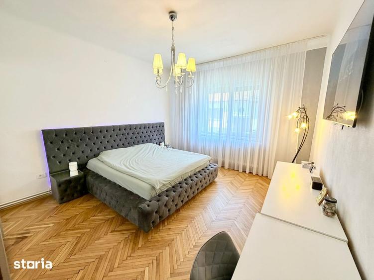 Casă cu 3 camere decomandat cu Canalizare în Central