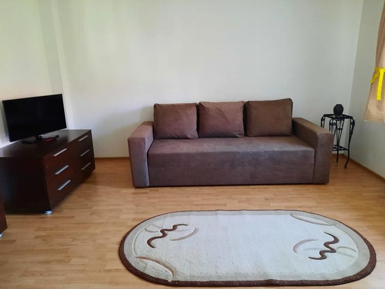 Apartament cu 2 camere semidecomandat, mobilat în Berceni
