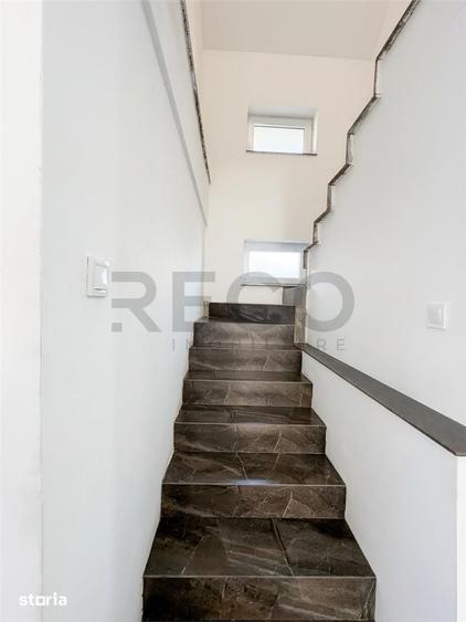 Casă cu 4 camere cu Teren 300 Mp în Sânmartin