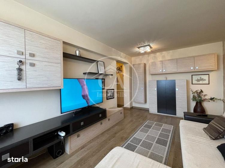 Apartament cu 3 camere decomandat în Cantemir