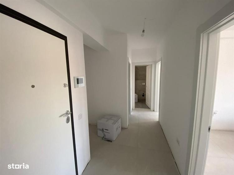 Apartament cu 2 camere decomandat în Bucium — fotografia 3