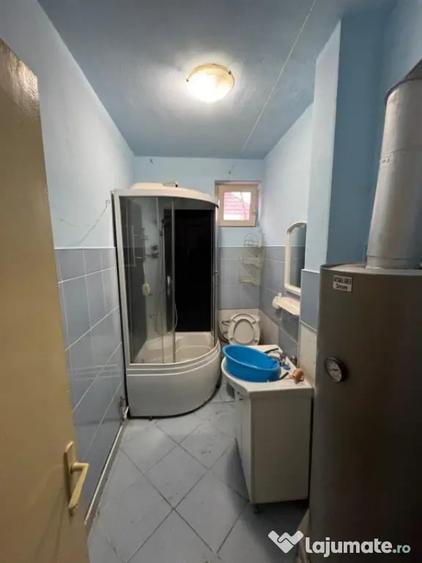 Apartament cu 2 camere semidecomandat în Ferneziu