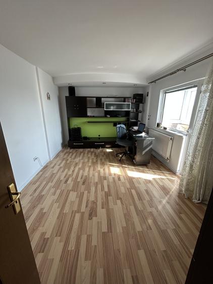Apartament cu 2 camere decomandat, mobilat în 1 Mai