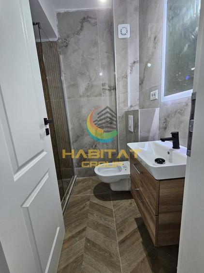Apartament cu 3 camere semidecomandat în Brâncoveanu