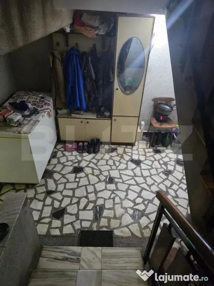 Casă cu 5 camere cu Teren 60 Mp în Titulescu