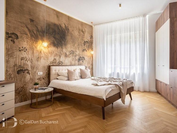 Apartament cu 3 camere semidecomandat, mobilat în Universitate