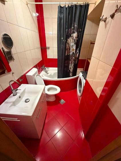 Apartament cu 3 camere decomandat, mobilat în Mogoșoaia