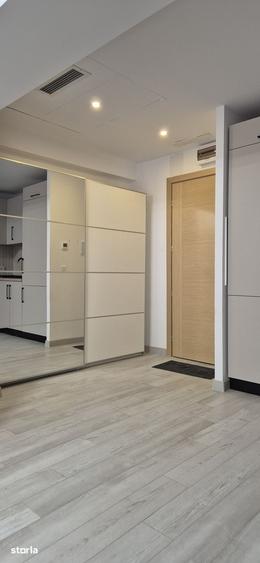 Apartament cu 2 camere în Apărătorii Patriei