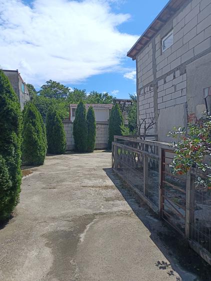Casă cu 4 camere în Măgurele