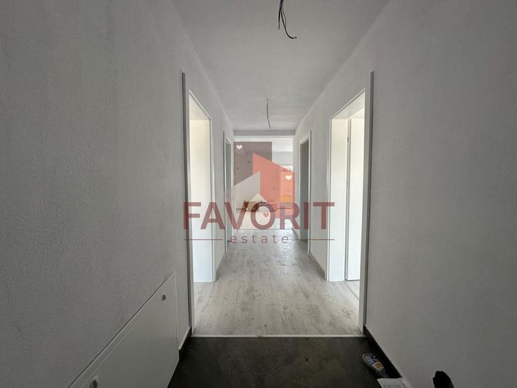 Duplex cu 3 camere cu Canalizare în Sânandrei