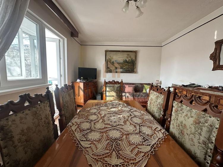 Apartament cu 3 camere decomandat în Gheorgheni — fotografia 3