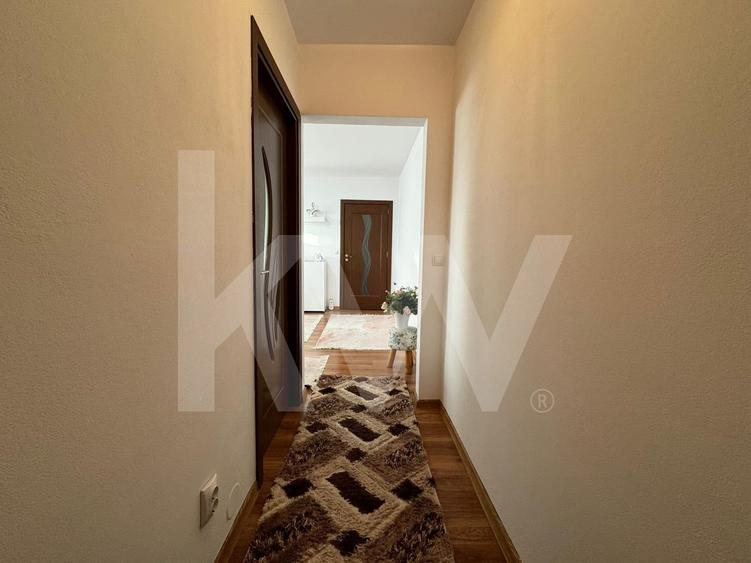 Apartament cu 3 camere semidecomandat, mobilat în Mihai Viteazul