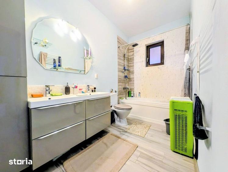Casă cu 4 camere cu Teren 500 Mp în Central