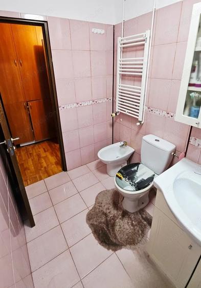 Apartament cu 2 camere decomandat în Freidorf