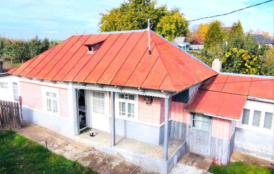 Casă individuală cu 4 camere cu Teren 1058 Mp în Dochia
