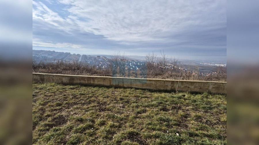 Casă cu 4 camere cu Canalizare în Dezmir
