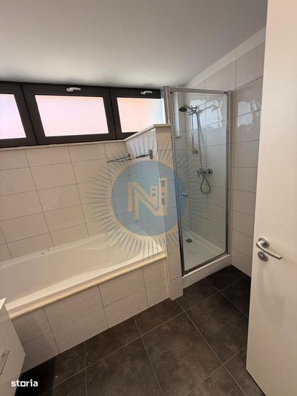 Apartament cu 4 camere în Capitale