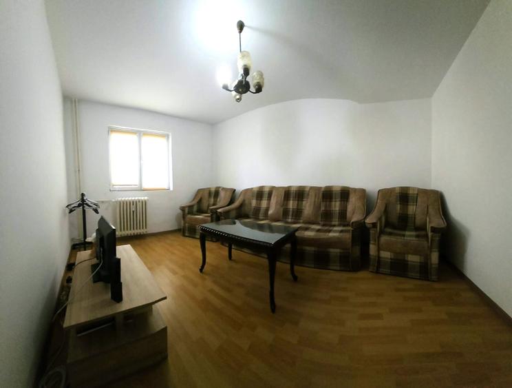 Apartament cu 2 camere decomandat în Drumul Taberei