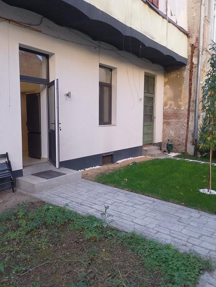 Garsonieră în Traian