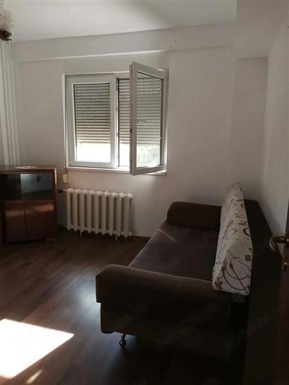 Apartament cu 2 camere semidecomandat, mobilat în Circumvalațiunii