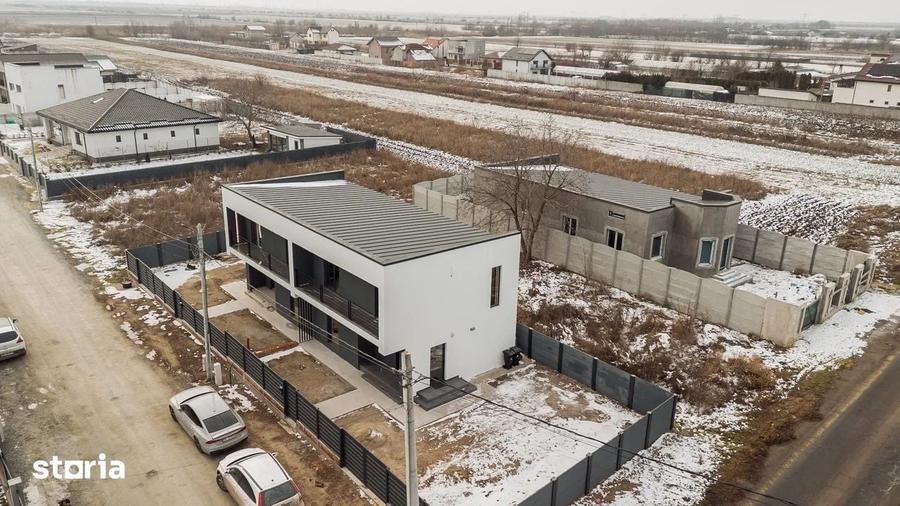 Casă cu 3 camere cu Teren 220 Mp în Cazasu