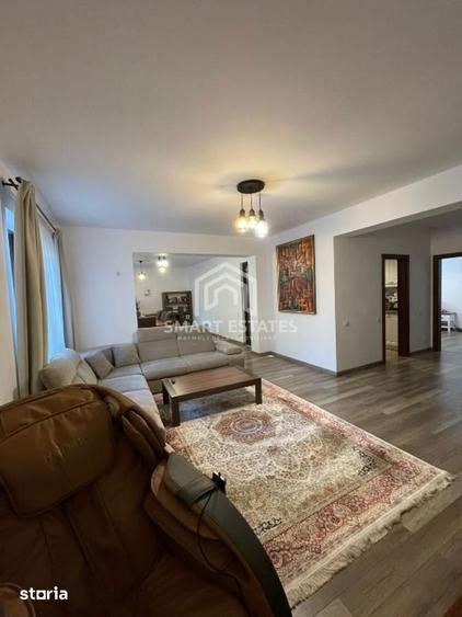 Apartament cu 3 camere decomandat în Aviației