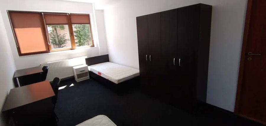 Apartament decomandat în Drumul Carului