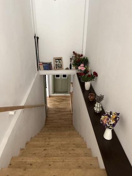 Casă cu 4 camere în Central