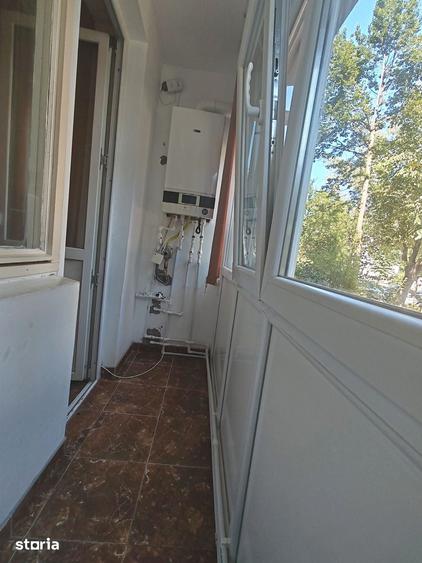 Apartament cu 2 camere semidecomandat în Craiovei