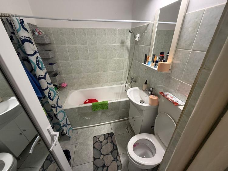 Apartament cu 2 camere decomandat, mobilat în CET