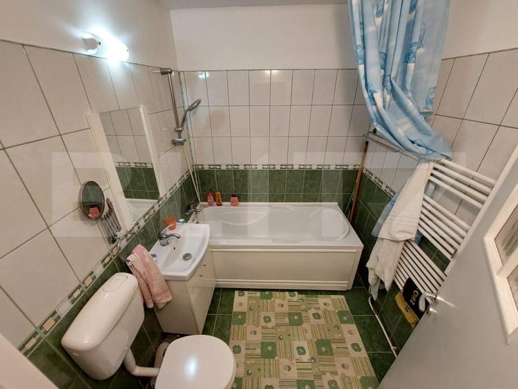 Apartament cu 2 camere decomandat, mobilat în Sud