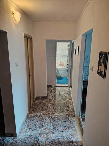 Apartament cu 2 camere decomandat în Obor