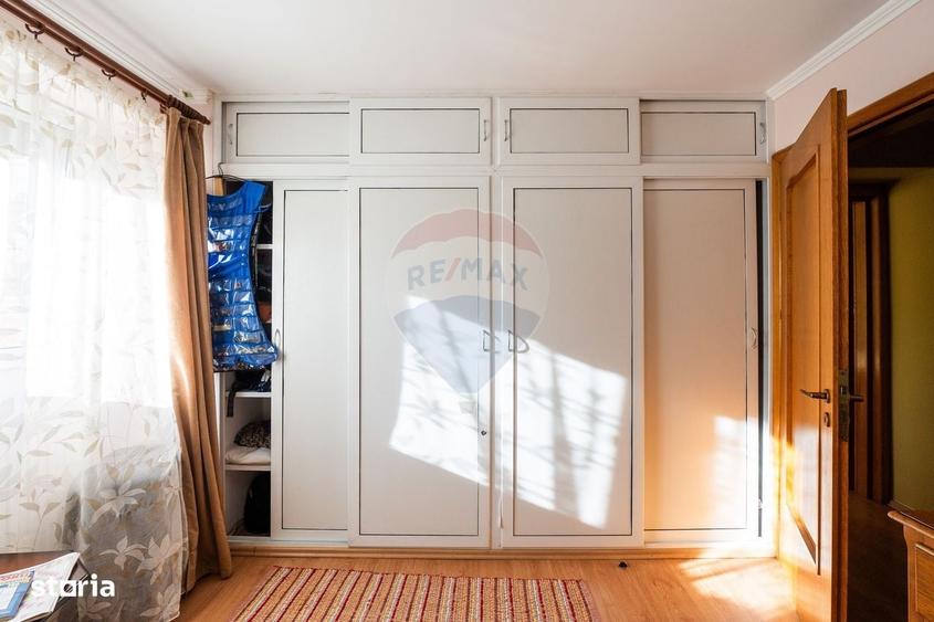 Apartament cu 3 camere în Valea Muscelului