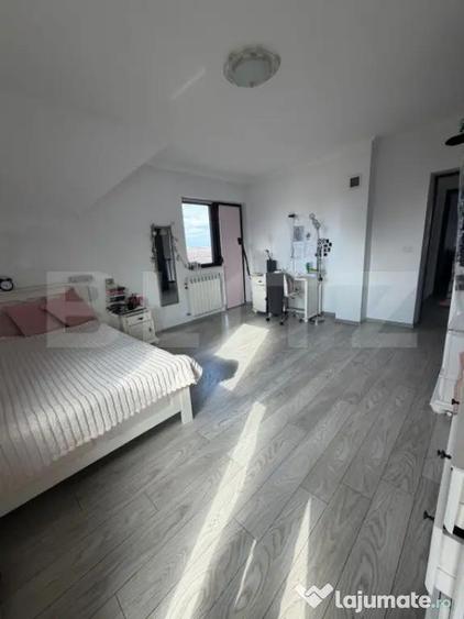 Casă cu 5 camere cu Teren 1000 Mp în Central