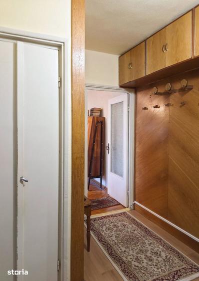 Apartament cu 3 camere semidecomandat în Mazepa 1