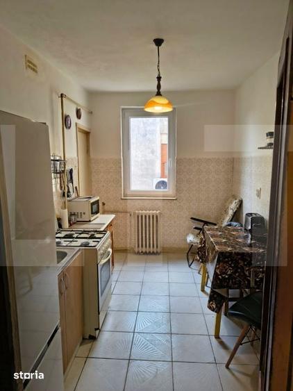 Apartament cu 4 camere decomandat în Podgoria