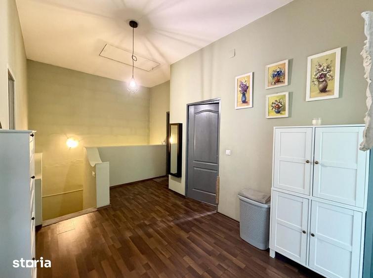 Casă cu 4 camere cu Teren 200 Mp în Central