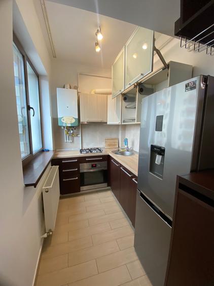 Apartament cu 2 camere semidecomandat în Central