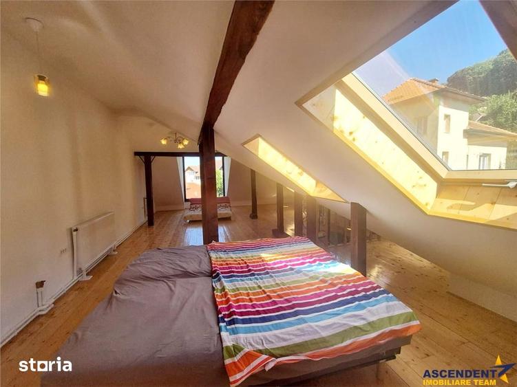 Casă cu 4 camere cu Teren 500 Mp în Centrul Istoric