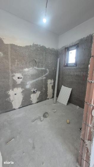 Casă cu 4 camere cu Teren 500 Mp în Ghencea