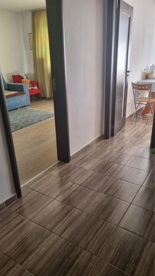 Inchiriez Apartament 2 camere - 3