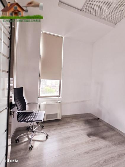Spațiu comercial, de 150 mp, în Podu Roș