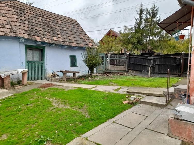 Casă cu 2 camere în Crăiești