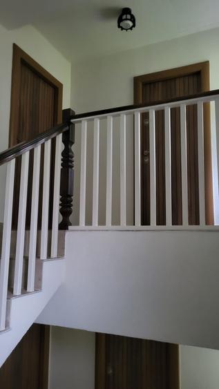 Duplex cu 12 camere cu Teren 900 Mp în Cheia