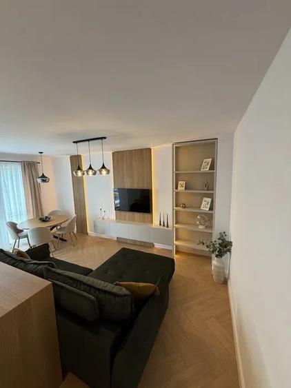 Apartament cu 2 camere semidecomandat, mobilat în Câmpia Turzii