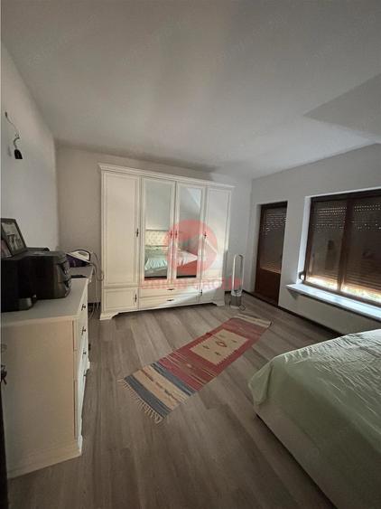Casă cu Teren 361 Mp în Valu lui Traian