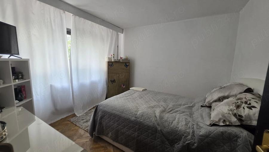 Apartament cu 2 camere decomandat în Far